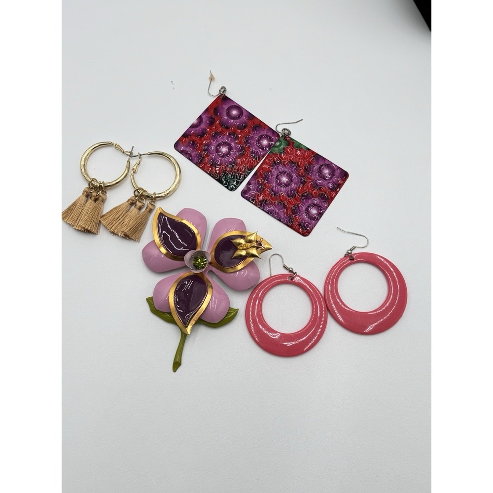 4 Pc Jewelry Lot Statement Earrings + Floral Brooch Pink Gold Boho Retro Bundle